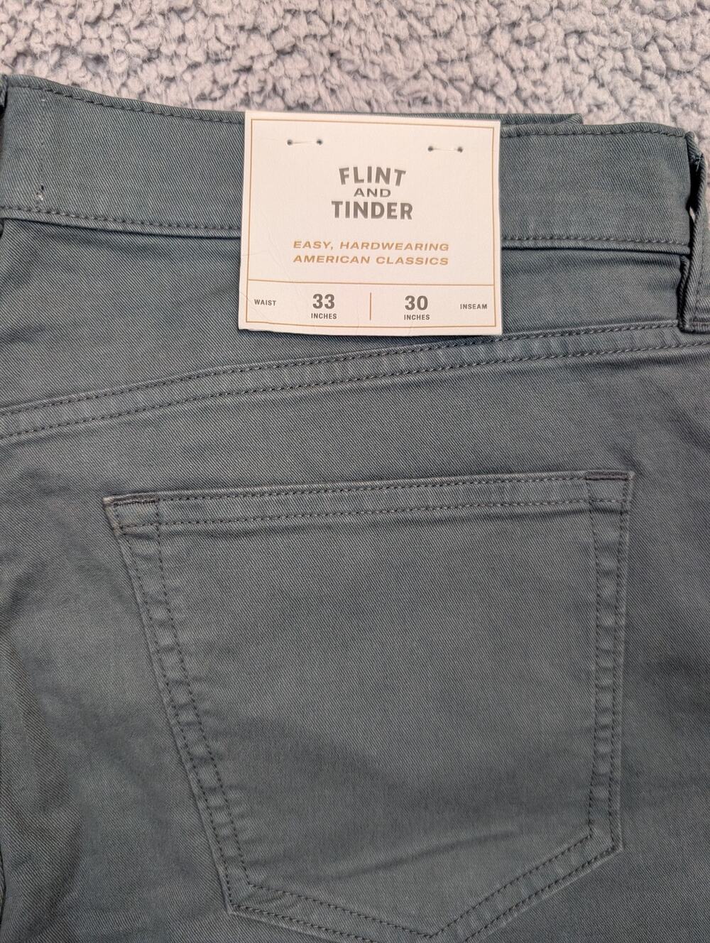 NWT Flint and Tinder Chinos Men's Size 33x30 Dark Gray Slim Fit (1200)